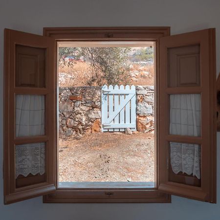 Xaraki Traditional Houses Folegandros Town Exterior foto